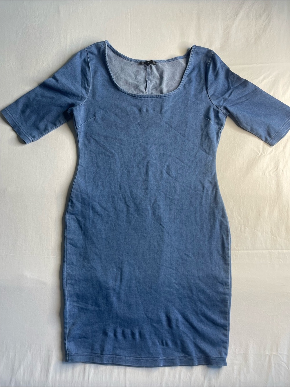 iris Blue Scoop-Neck Midi Dress